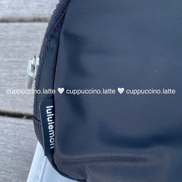 🖤NWT🤍Lululemon Athletica Everywhere Belt Bag in Black/White - Extended Strap - Picture 6 of 15